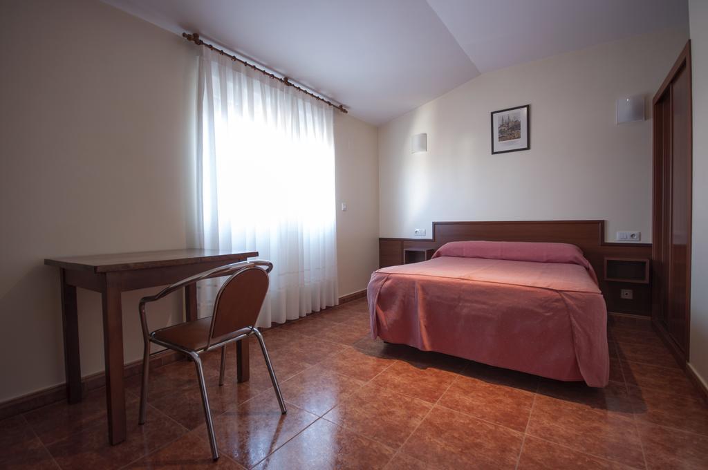 U-Hotel Dario Lugo Zimmer foto
