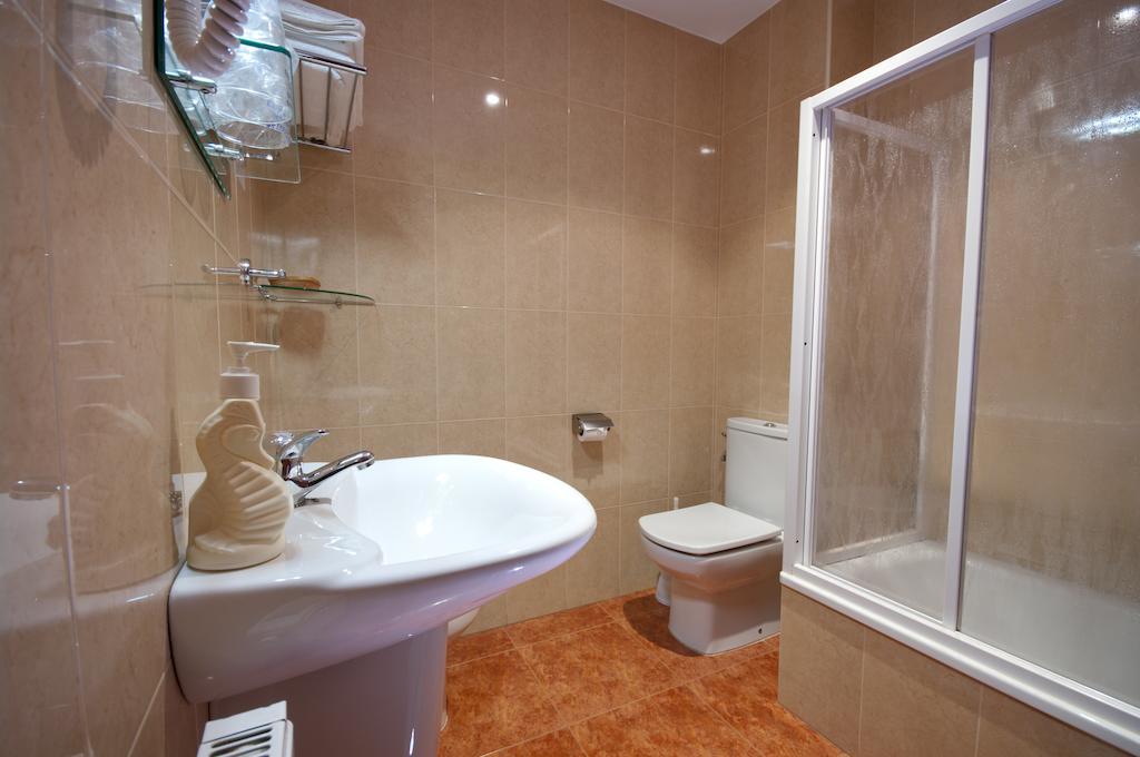 U-Hotel Dario Lugo Zimmer foto